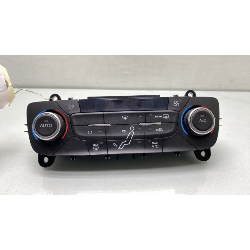 Commande chauffage FORD FOCUS 3 Photo n°1