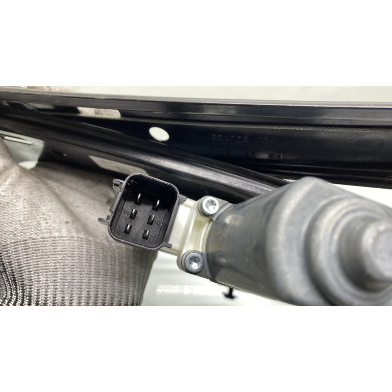 Leve vitre electrique avant droit FORD FOCUS 3 Photo n°7