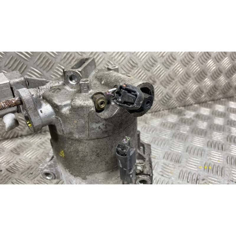 Compresseur clim FORD FOCUS 3 Photo n°2