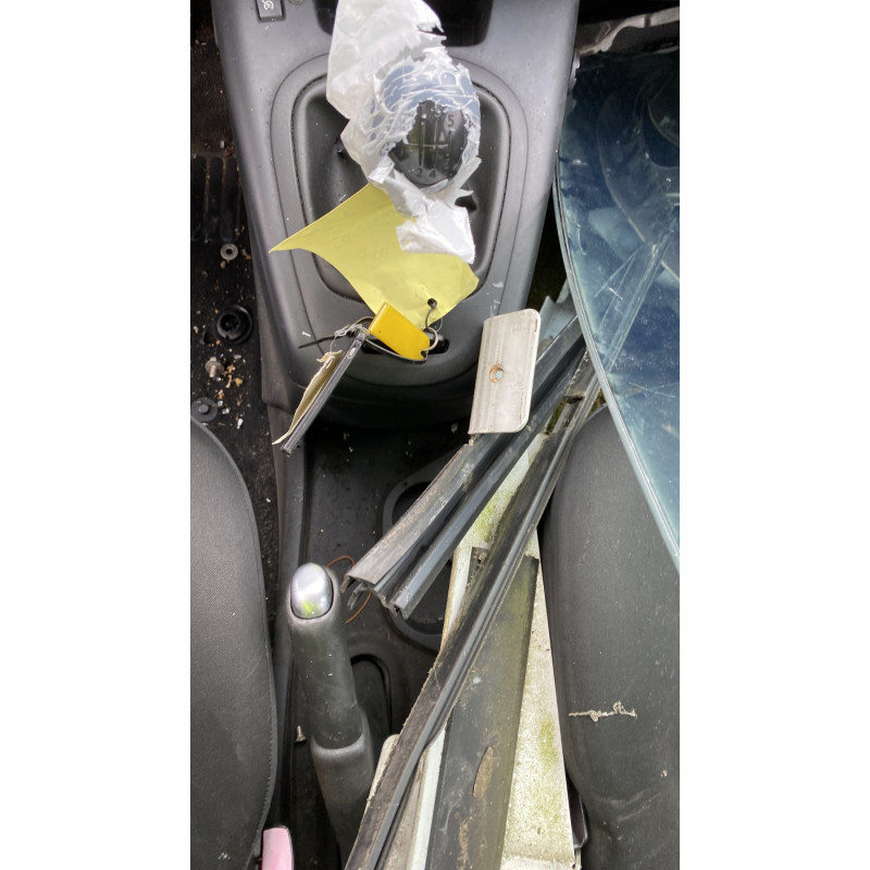 Feu arriere secondaire gauche (feux) RENAULT SCENIC 3 Photo n°19