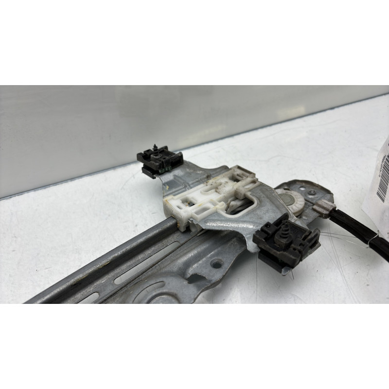 Leve vitre mecanique arriere gauche PEUGEOT 308 2 Photo n°7