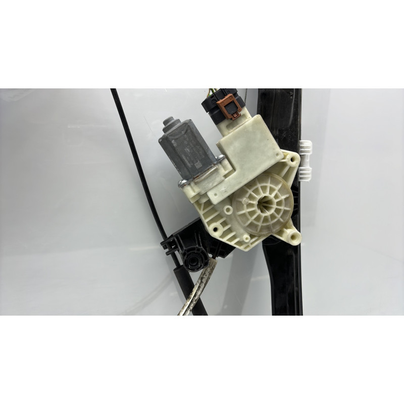 Leve vitre electrique avant droit PEUGEOT 308 2 Photo n°4