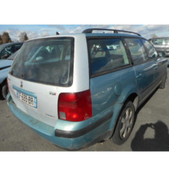Glace retroviseur droit VOLKSWAGEN PASSAT 4