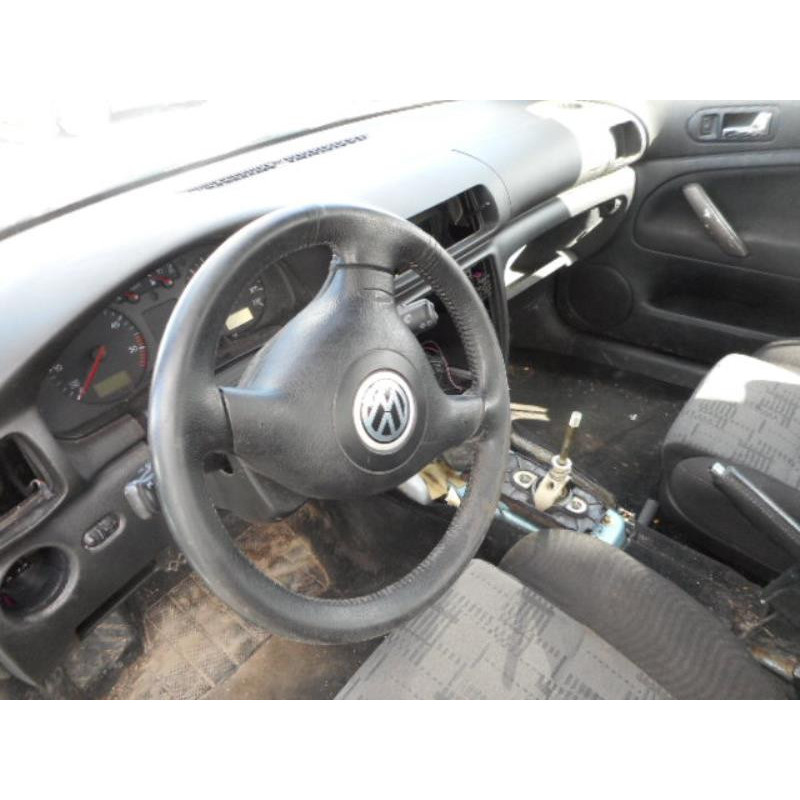 Glace retroviseur droit VOLKSWAGEN PASSAT 4 Photo n°8