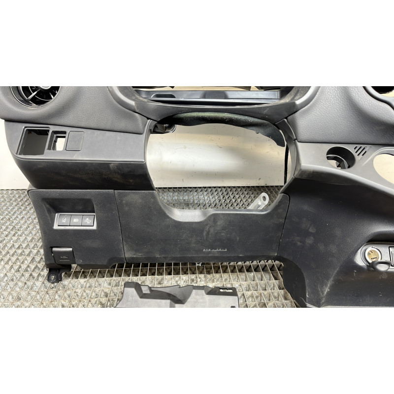 Planche de bord complete TOYOTA YARIS 3 Photo n°5