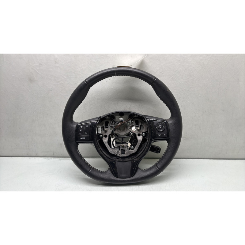 Volant TOYOTA YARIS 3 Photo n°1