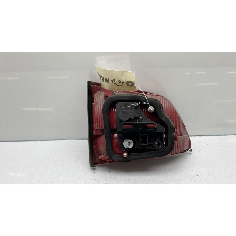 Feu arriere secondaire droit (feux) VOLKSWAGEN TOURAN 2 Photo n°4