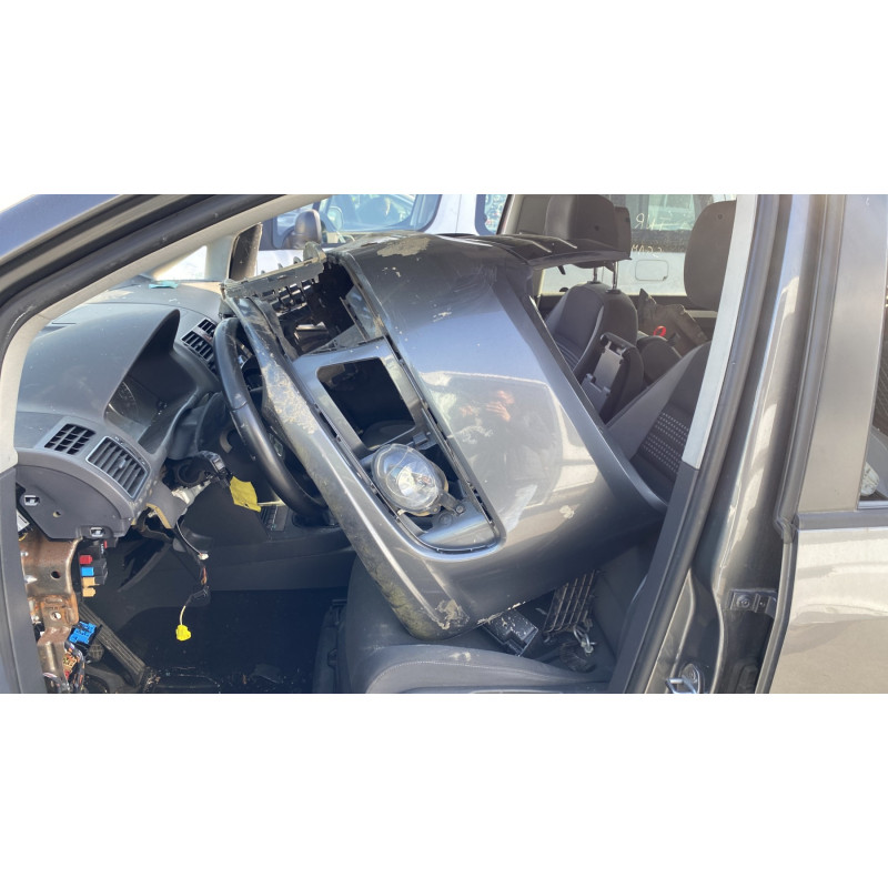 Feu arriere secondaire gauche (feux) VOLKSWAGEN TOURAN 2 Photo n°18
