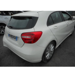 Rampe injection MERCEDES CLASSE A 176
