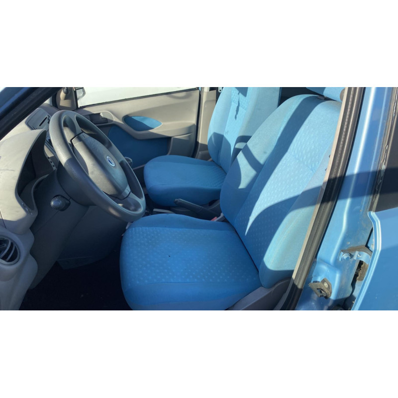 Poignee porte avant droit FIAT PANDA 2 Photo n°16