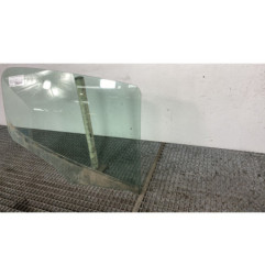Vitre arriere droit PEUGEOT 308 1