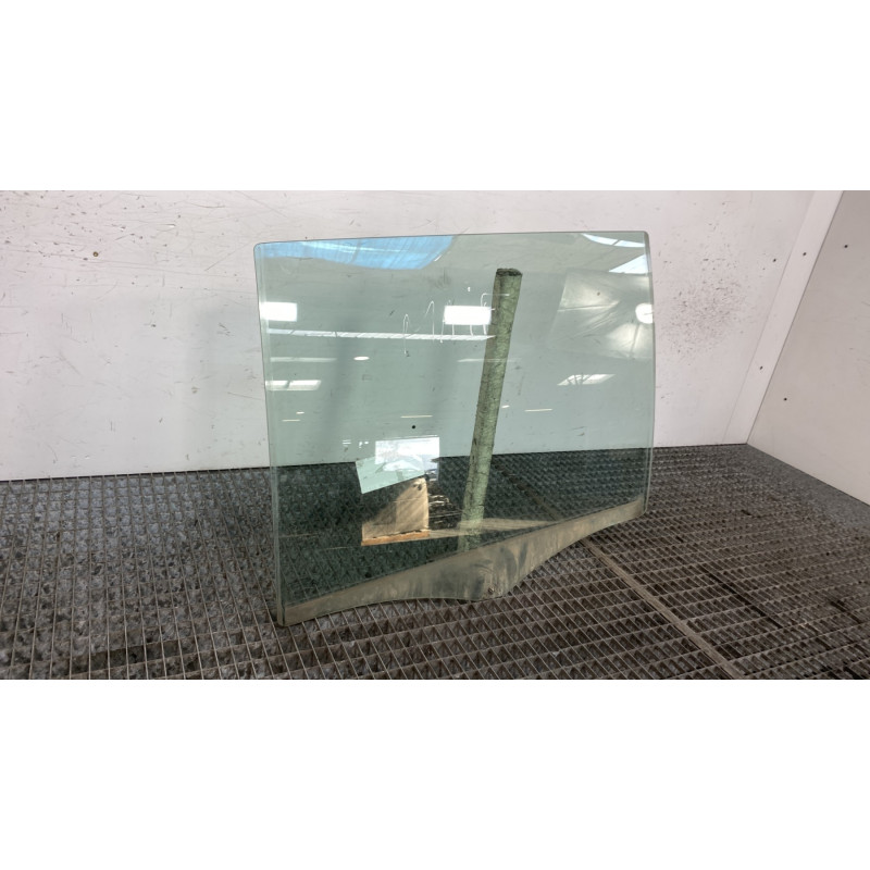 Vitre arriere gauche CITROEN C4 GRAND PICASSO 1 Photo n°3