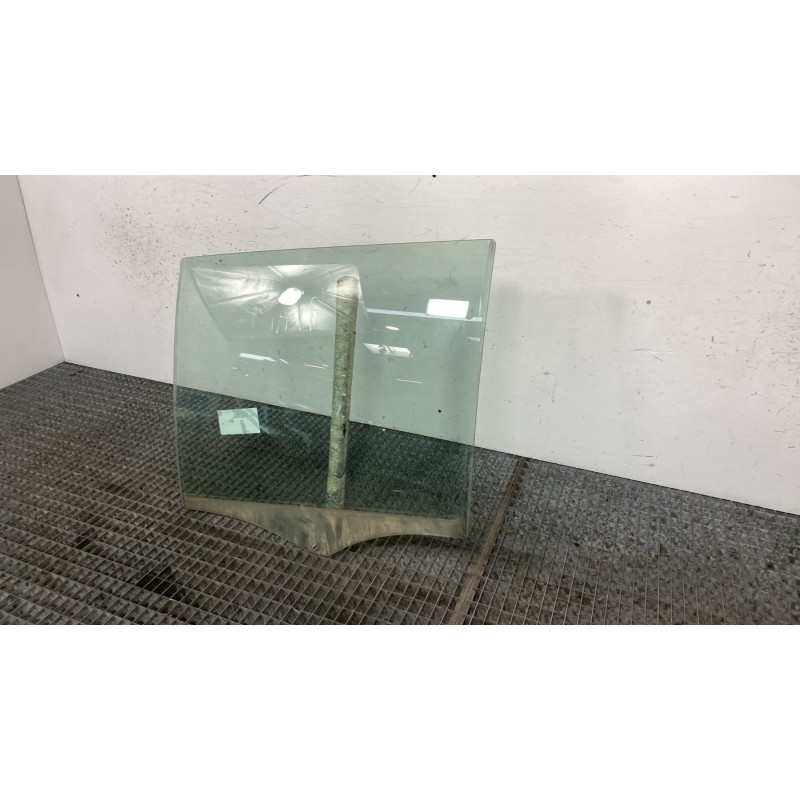 Vitre arriere gauche CITROEN C4 GRAND PICASSO 1 Photo n°4