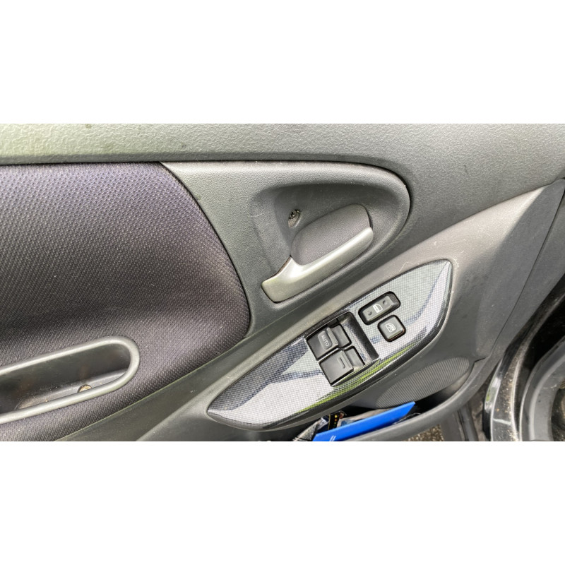 Cremaillere assistee TOYOTA YARIS 1 Photo n°12