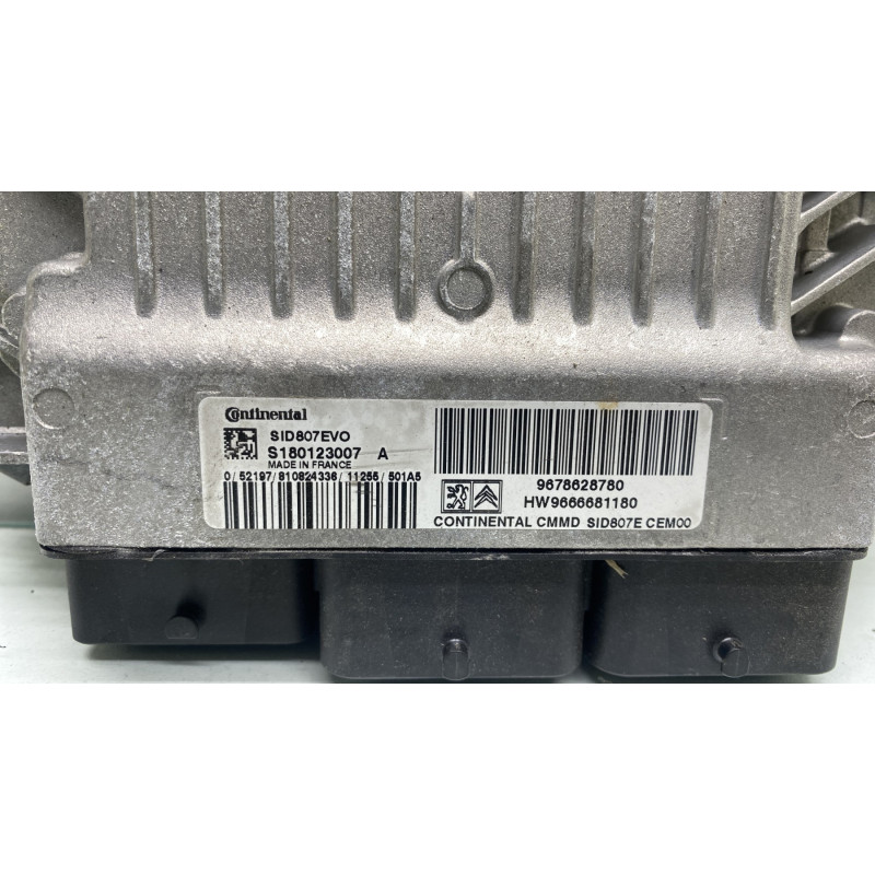 Calculateur moteur PEUGEOT 308 1 SW Photo n°2