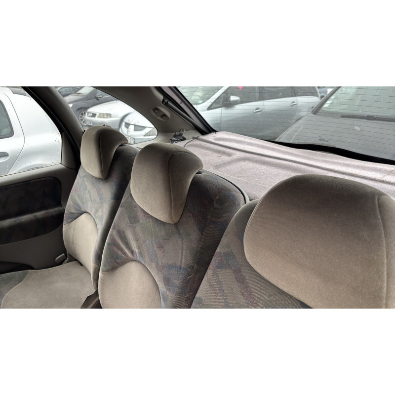 Verin de coffre CITROEN XSARA PICASSO Photo n°16
