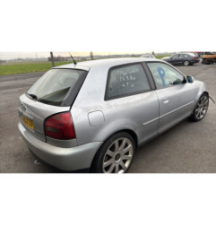 Optique avant principal droit (feux)(phare) AUDI A3 1