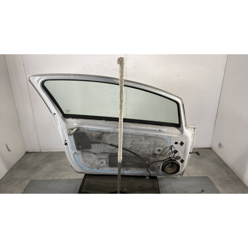 Porte avant gauche OPEL CORSA D Photo n°7