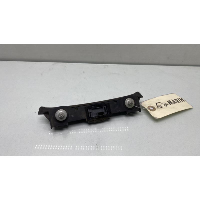 Bouton de coffre OPEL CORSA D Photo n°2