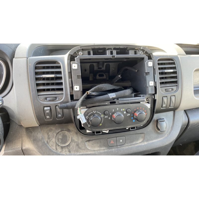 Eclairage de plafonnier RENAULT TRAFIC 3 COURT Photo n°16