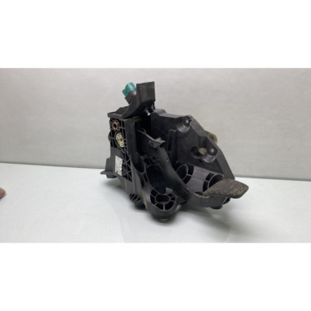 Pedale de frein RENAULT TRAFIC 3 COURT