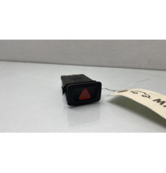 Bouton de warning VOLKSWAGEN GOLF 4 Photo n°1