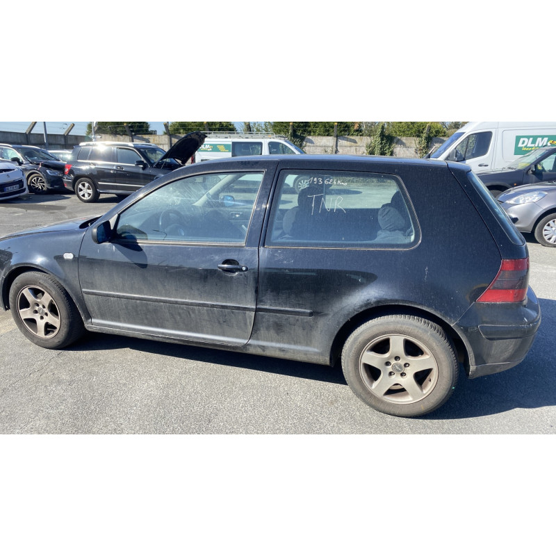 Bouton de warning VOLKSWAGEN GOLF 4 Photo n°9