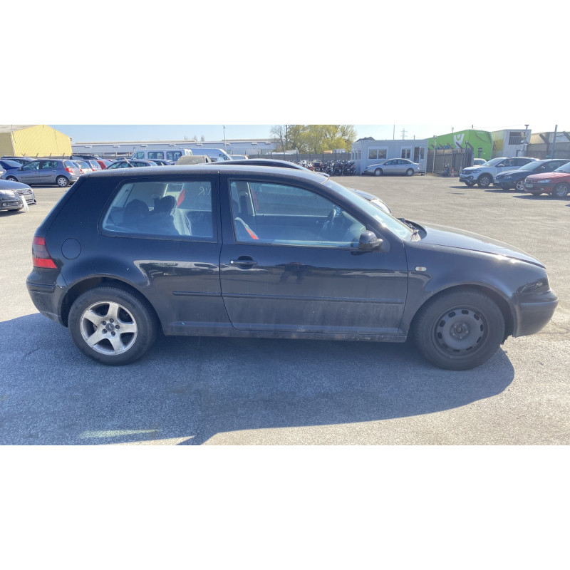 Bouton de warning VOLKSWAGEN GOLF 4 Photo n°10
