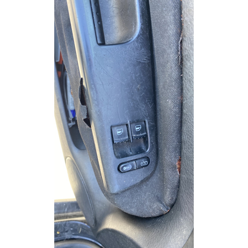 Bouton de warning VOLKSWAGEN GOLF 4 Photo n°13