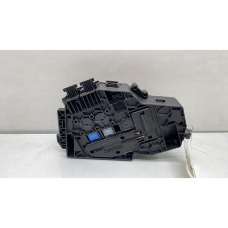 Porte fusible MERCEDES CLASSE B 247