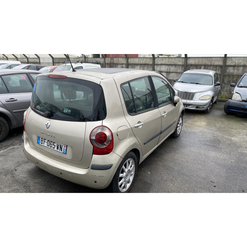 Verin de coffre RENAULT MODUS Photo n°7