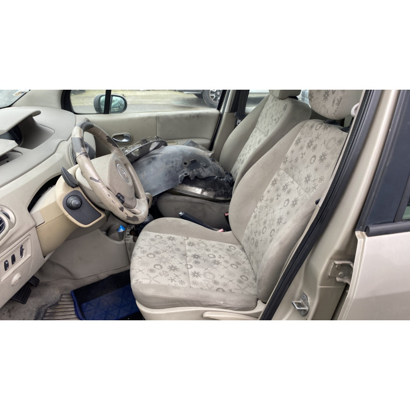 Verin de coffre RENAULT MODUS Photo n°15