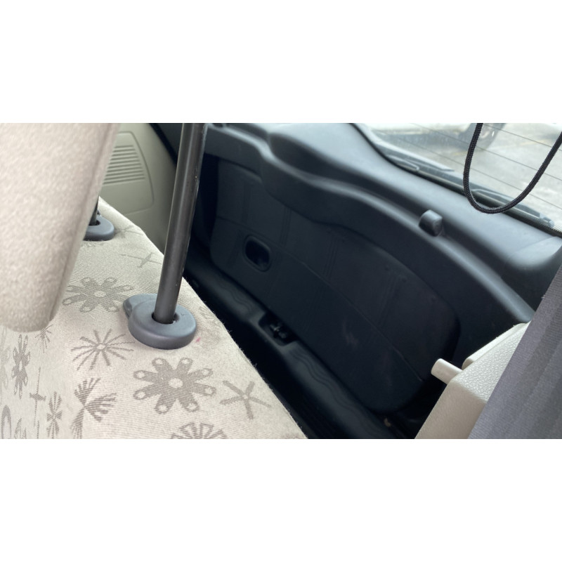 Verin de coffre RENAULT MODUS Photo n°17