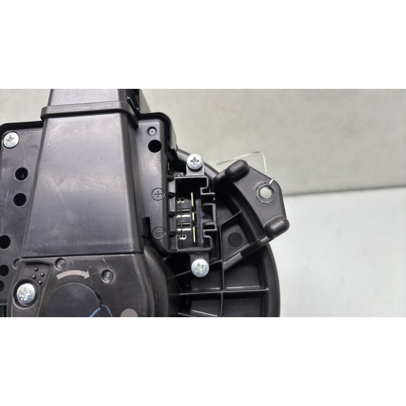 Pulseur d'air TOYOTA YARIS 3 Photo n°4