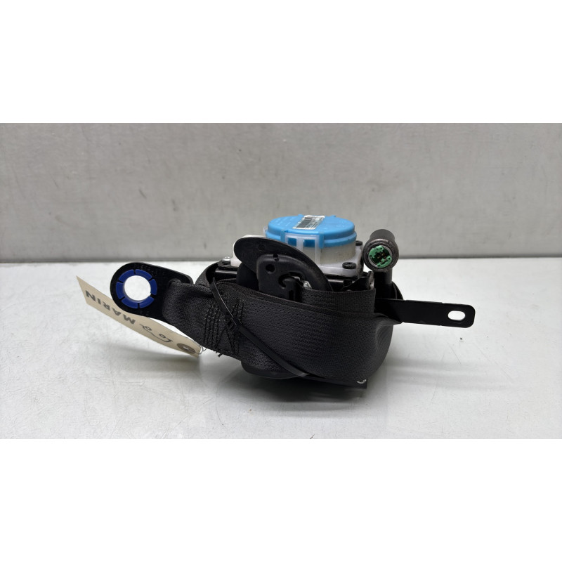 Pretensionneur de ceinture avant gauche TOYOTA YARIS 3 Photo n°3