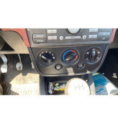 Vase de lave glace FORD FIESTA 5