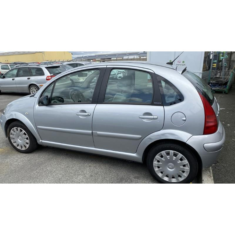 Pare boue arriere gauche CITROEN C3 1 Photo n°12