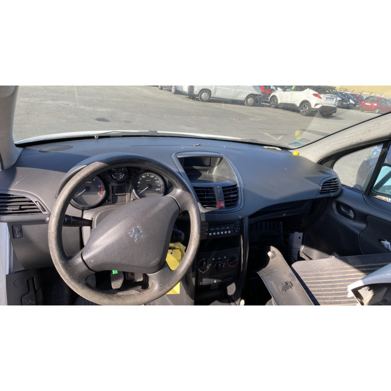 Antenne PEUGEOT 207 Photo n°16