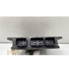 Calculateur moteur RENAULT CLIO 3