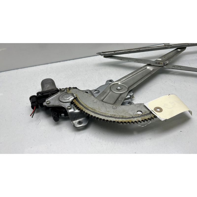 Leve vitre electrique avant gauche OPEL AGILA B Photo n°7
