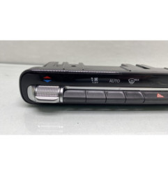 Bouton de warning MERCEDES CLASSE B 247