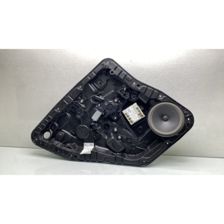Leve vitre electrique arriere droit MERCEDES CLASSE B 247 Photo n°1