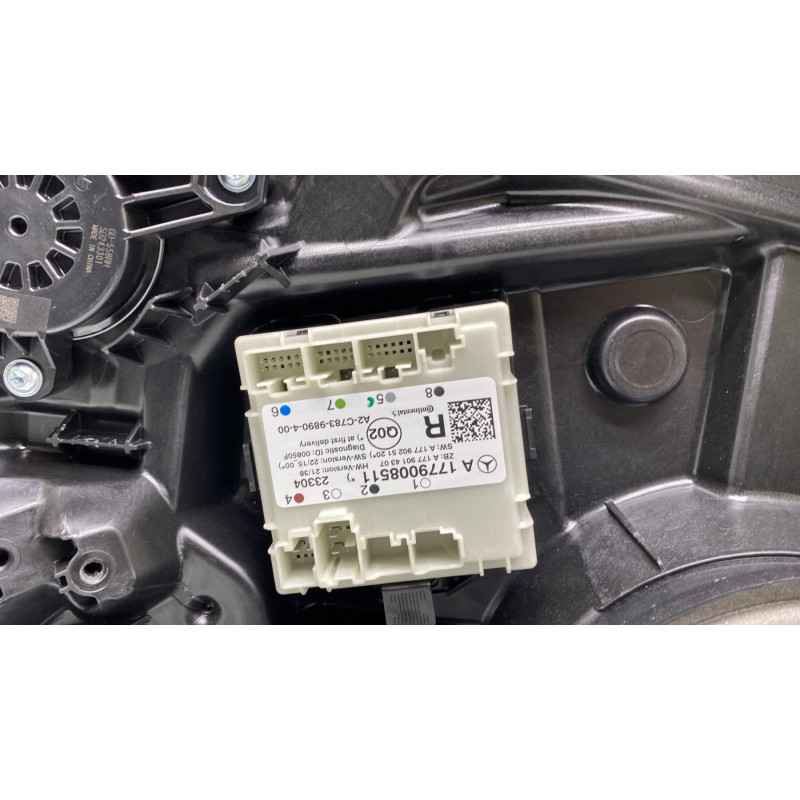 Leve vitre electrique arriere gauche MERCEDES CLASSE B 247 Photo n°3
