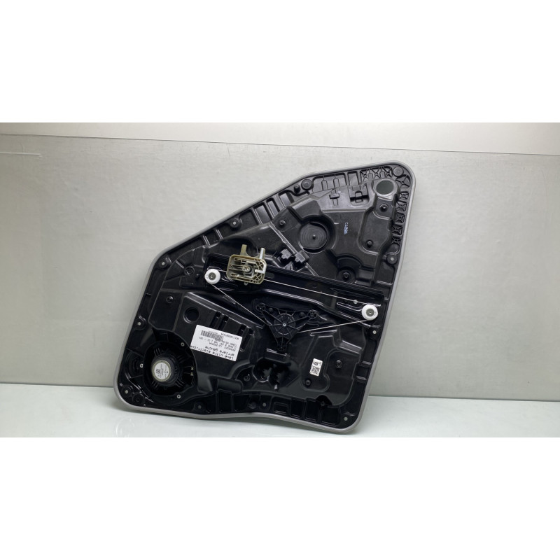 Leve vitre electrique arriere gauche MERCEDES CLASSE B 247 Photo n°5