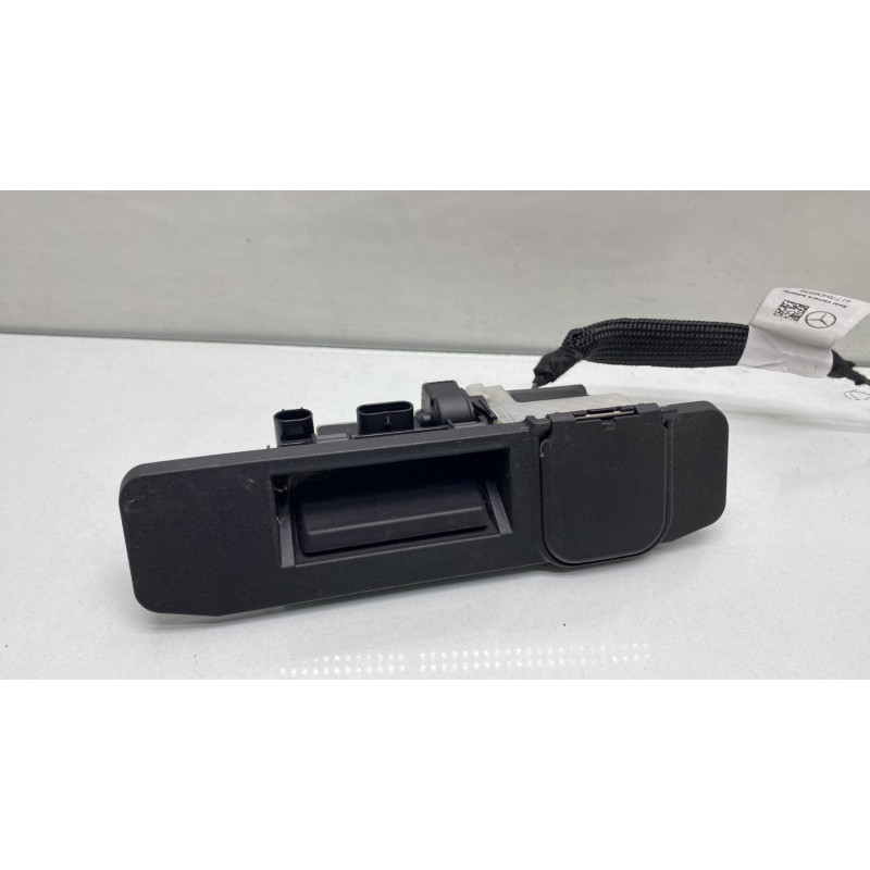 Bouton de coffre MERCEDES CLASSE B 247 Photo n°1