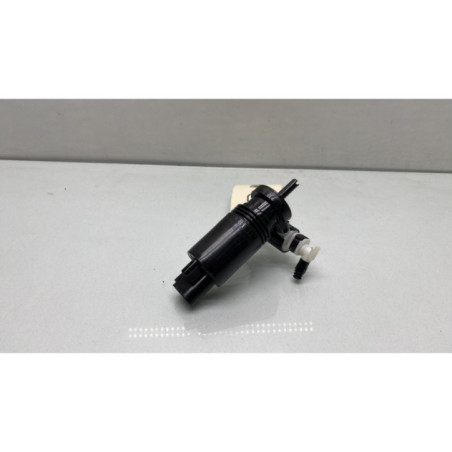 Pompe lave glace avant MERCEDES CLASSE B 247 Photo n°1