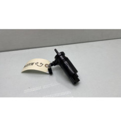 Pompe lave glace avant MERCEDES CLASSE B 247