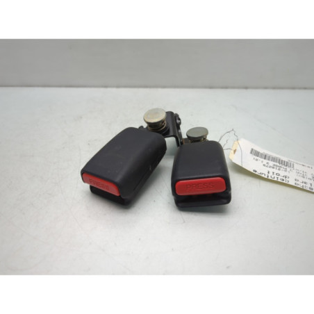 Attache ceinture arriere droit MITSUBISHI SPACE STAR 3 Photo n°1