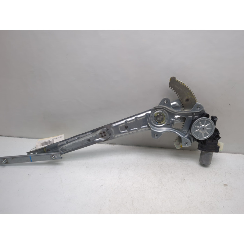 Leve vitre electrique avant droit MITSUBISHI SPACE STAR 3 Photo n°3