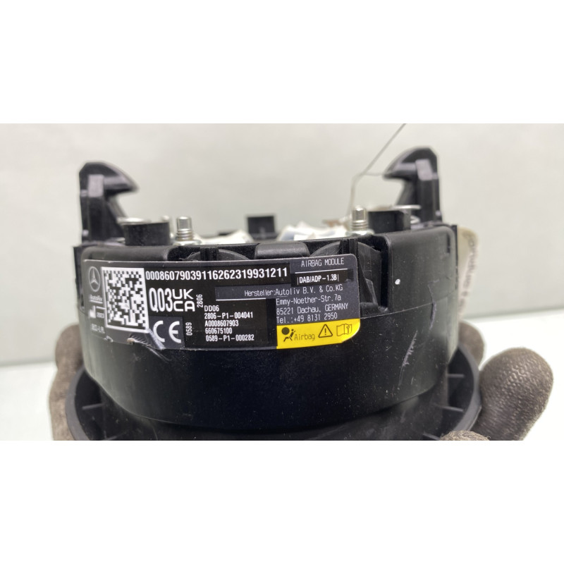 Air bag conducteur MERCEDES CLASSE B 247 Photo n°4